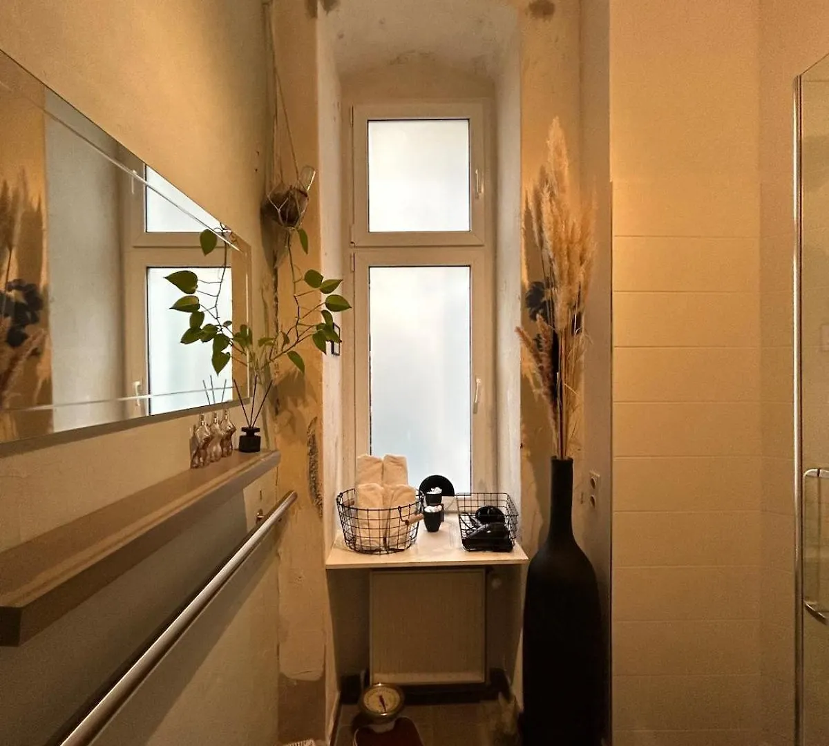 Апартаменты Industrielle Loft Wohnung In Friedrichshain Берлин