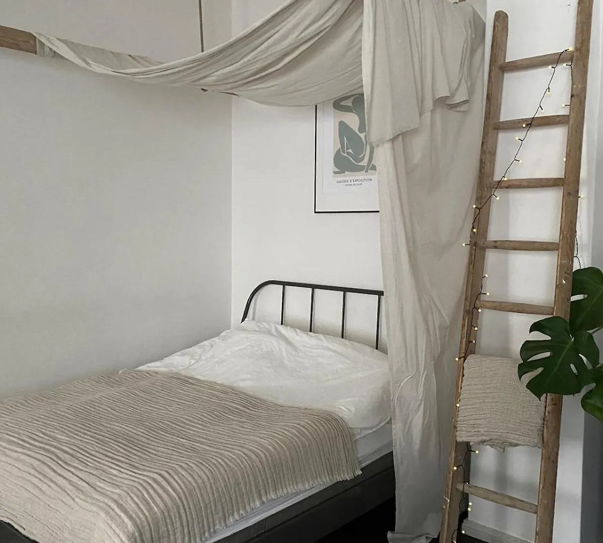 Апартаменты Industrielle Loft Wohnung In Friedrichshain Берлин